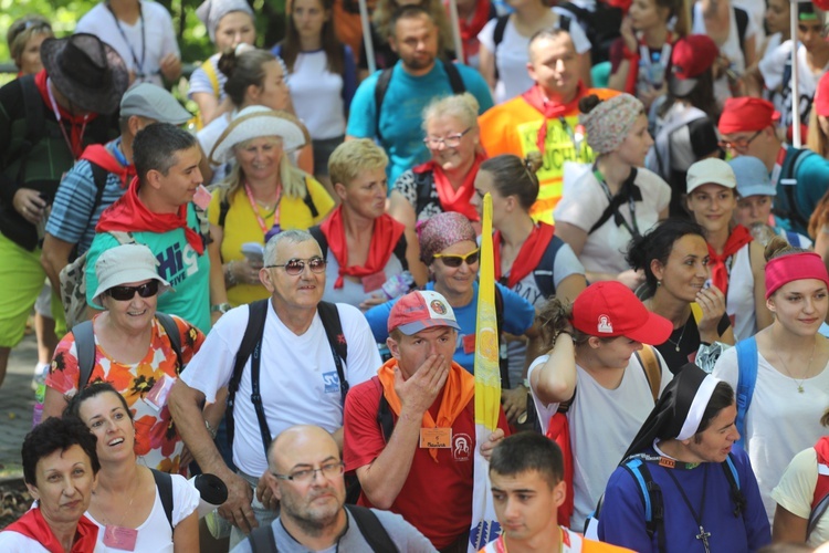 34. pielgrzymka z Oświęcimia na Jasną Górę - w Gołonogu - 2017