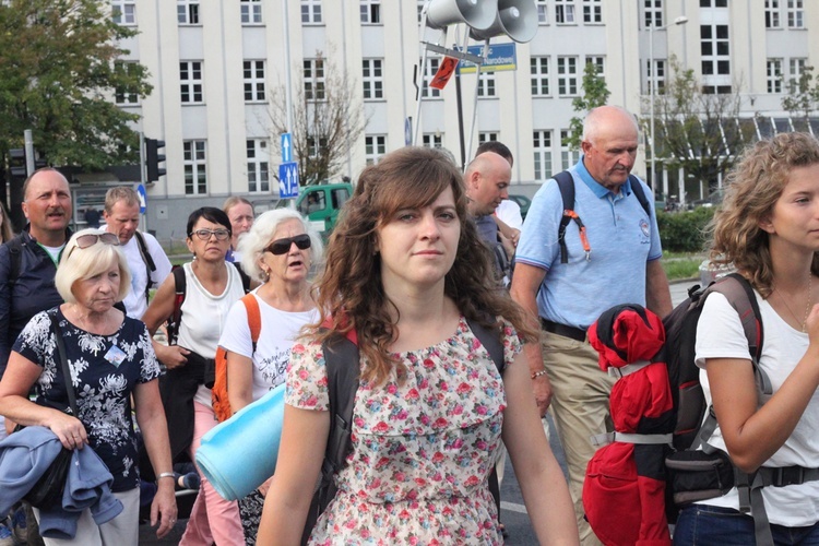 Wejście Pieszej Pielgrzymki Wrocławskiej na Jasną Górę cz. 2