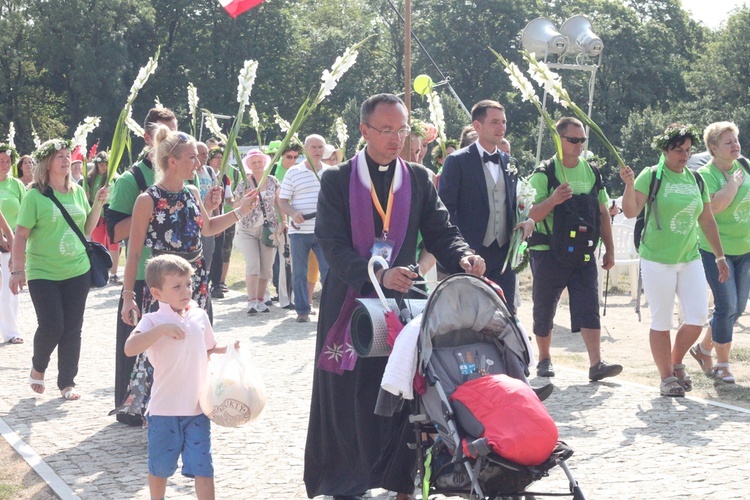 Wejście Pieszej Pielgrzymki Wrocławskiej na Jasną Górę cz. 5 