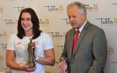 Malwina Kopron zaprezentowała medal Mistrzstw Świata w Lublinie