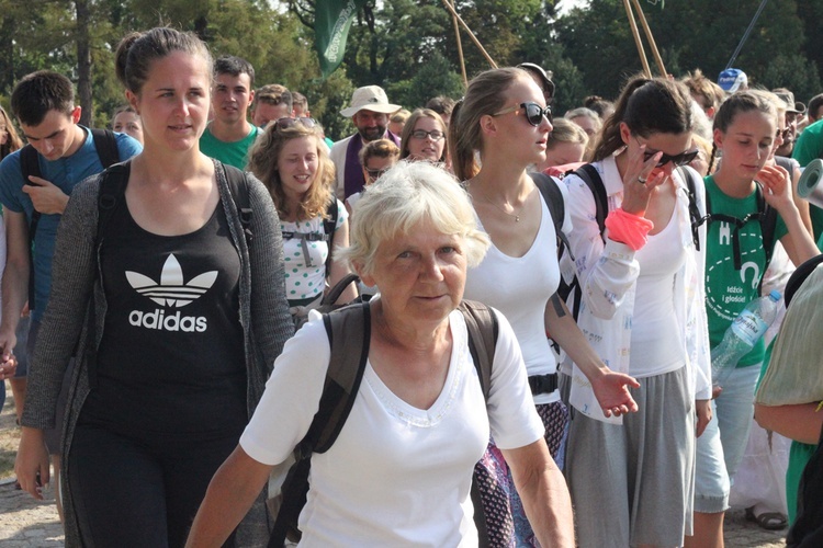 Wejście Pieszej Pielgrzymki Wrocławskiej na Jasną Górę cz. 6