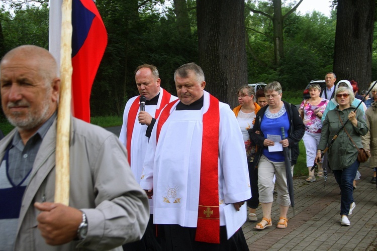 Droga Krzyżowa do trójstyku