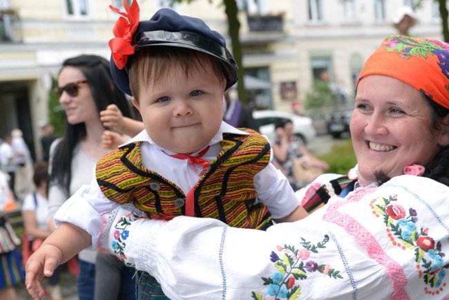 Pielgrzymka diecezji radomskiej - kolumny: opoczyńska, skarżyska i starachowicka