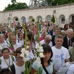 Pielgrzymka diecezji radomskiej - kolumny radomskie