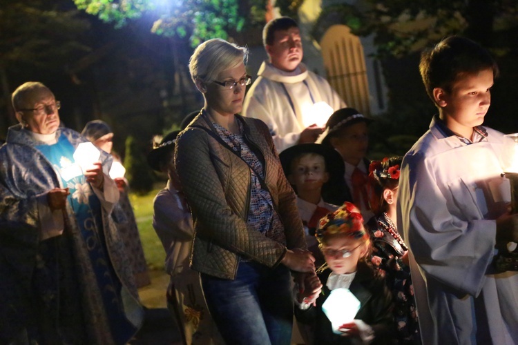 Nabożeństwo fatimskie w Pisarzowej