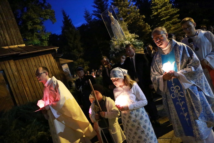 Nabożeństwo fatimskie w Pisarzowej