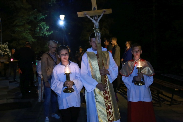 Nabożeństwo fatimskie w Pisarzowej