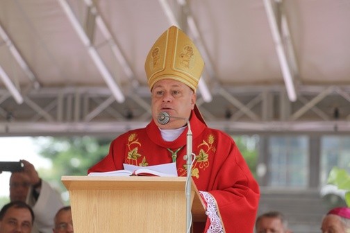 Bp Piotr Greger wygłosił homilię