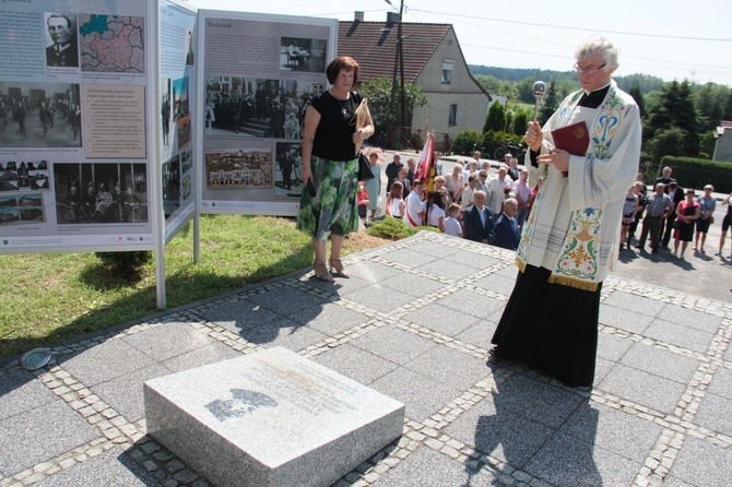 Tablica ku czci Alfonsa Zgrzebnioka