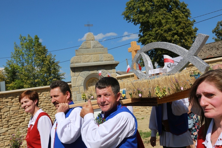 Dożynki w Sędziszowej/Siedliskach