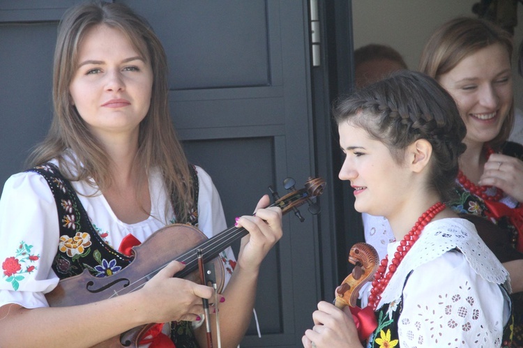 Poświęcenie kościoła w Woli Piskulinej