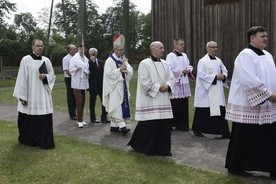 15 sierpnia biskup płocki wziął udział w obchodach 335. rocznicy zbudowania pierwszej kaplicy w Sokołowie Włościańskim