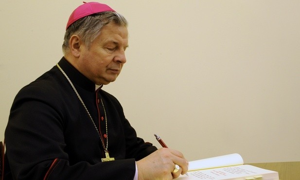 Bp Henryk Tomasik zwraca się do diecezjan z prośbą o pomoc dla poszkodowanych