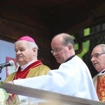 Msza św. w leśnej kaplicy na Baraniej Cisieckiej