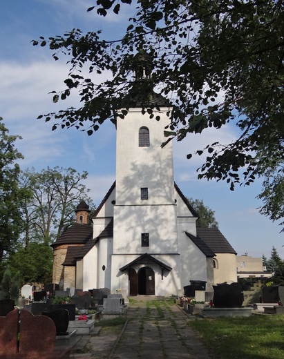 Zabytkowy kościół św. Marcina w Starych Tarnowicach