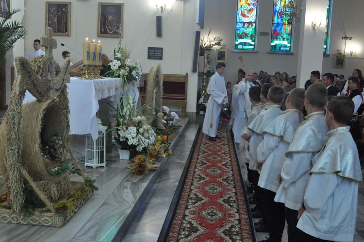 Dożynki parafialne w Łąkcie