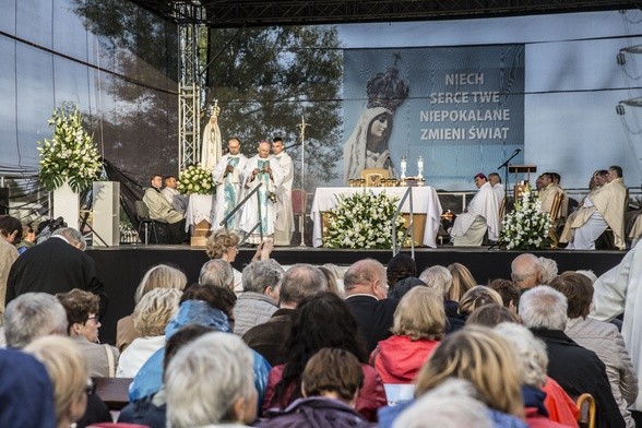 Nie bójmy się bliskości Maryi