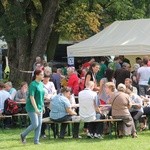 Pielgrzymka i piknik w Henrykowie