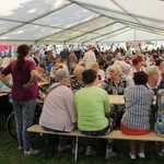 Pielgrzymka i piknik w Henrykowie