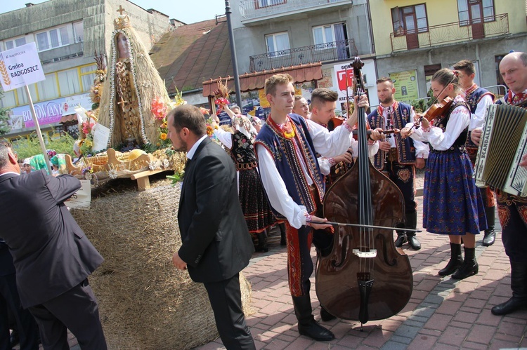 Dożynki wojewódzkie w Bobowej