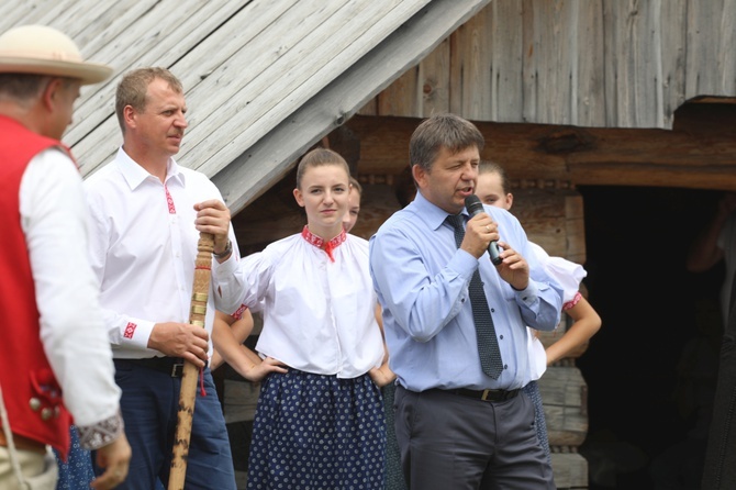 Karpacka watra na Złotym Groniu w Istebnej