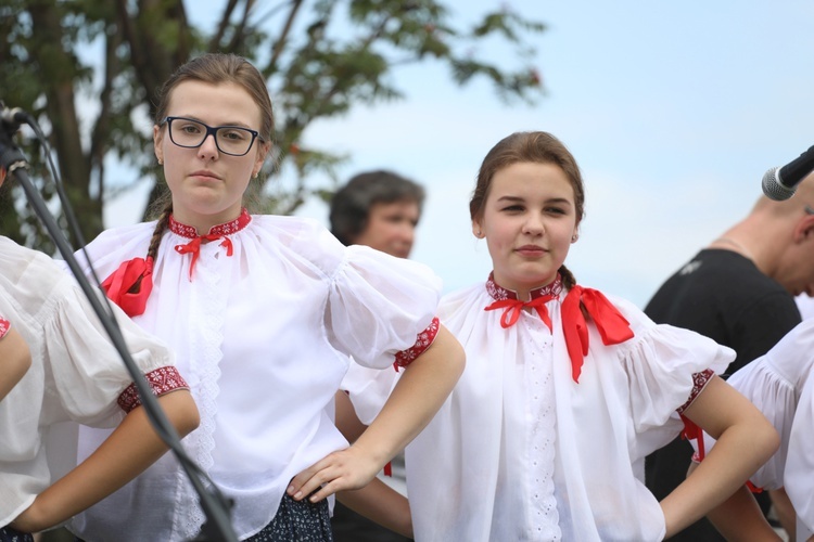 Karpacka watra na Złotym Groniu w Istebnej