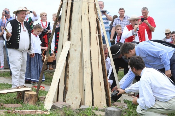 Karpacka watra na Złotym Groniu w Istebnej