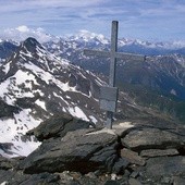 Szczyt Bortelhornu (3194 m n.p.m.).