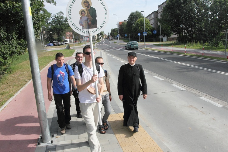 Matka czeka na alumnów