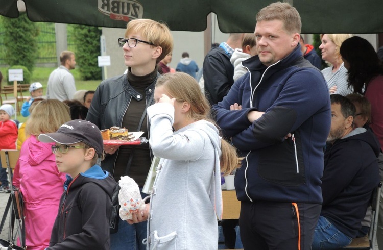 Festyn parafialny na Złotych Łanach