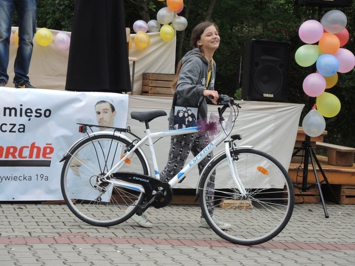 Festyn parafialny na Złotych Łanach