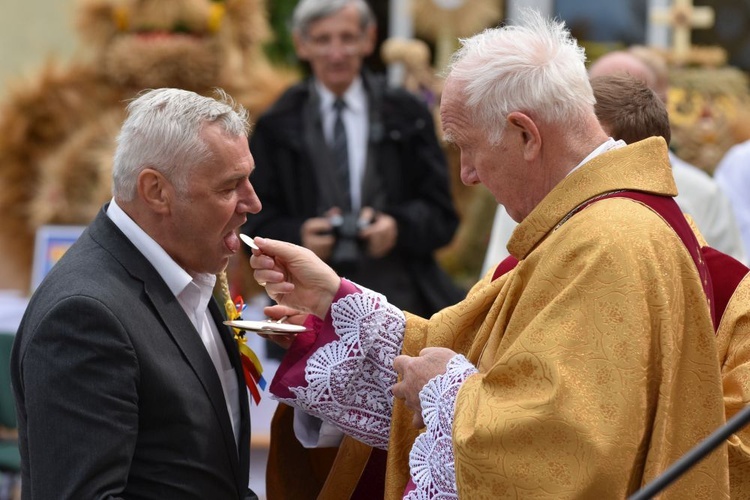 Dożynki diecezjalne w Lutomii Dolnej