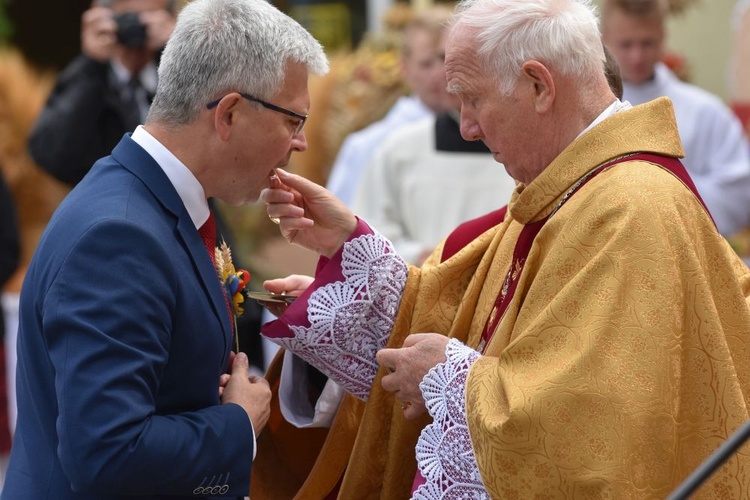 Dożynki diecezjalne w Lutomii Dolnej