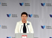 "Polska szkoła ma być nowoczesna, ale też czerpać z tradycji narodu polskiego"