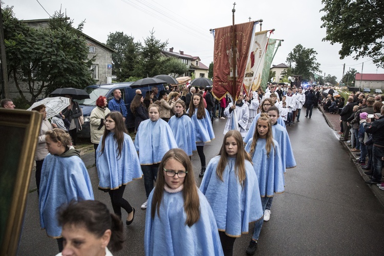 Królowa Aniołów w Załubicach