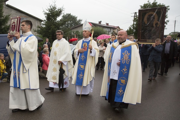 Królowa Aniołów w Załubicach