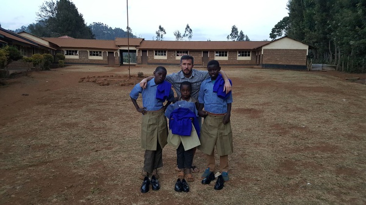 Wolontariusz z Bielska-Białej na misjach w Kenii
