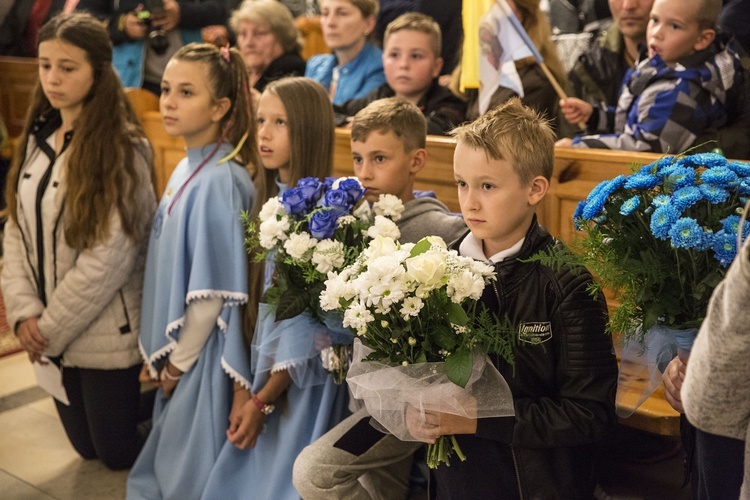 Józefów: Ikona w deszczu i gorące powitanie