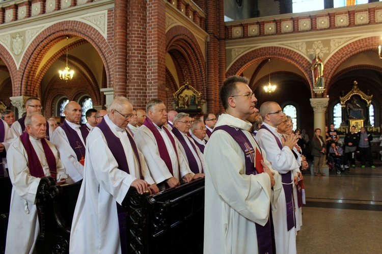 Pogrzeb śp. ks. Jerzego Mazurkiewicza cz. 1