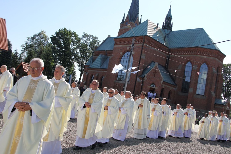 Procesja do ołtarza