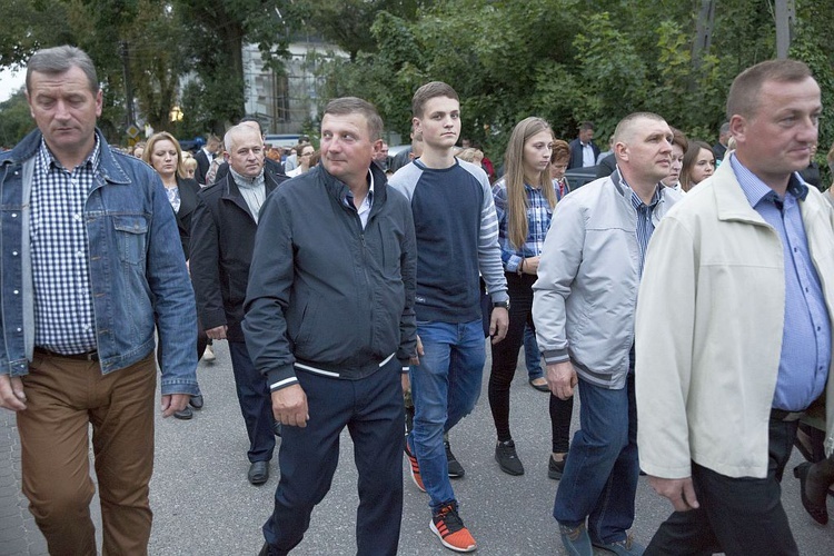 Dąbrówka. Powitanie jasngórskiej ikony