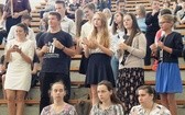 Młodzi w amfiteatrze pod Grojcem w Żywcu 2017