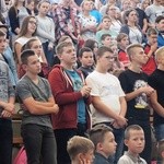 Młodzi w amfiteatrze pod Grojcem w Żywcu 2017