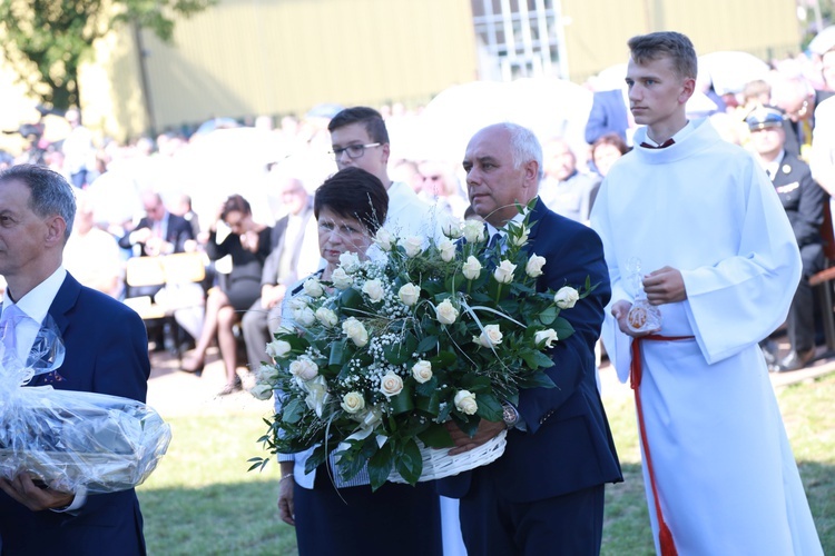 Msza święta, procesja z darami, procesja do kościoła