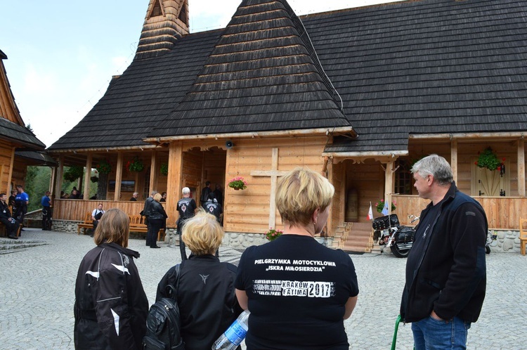 VI Motocyklowe nieszpory dziękczynne w Małem Cichem 