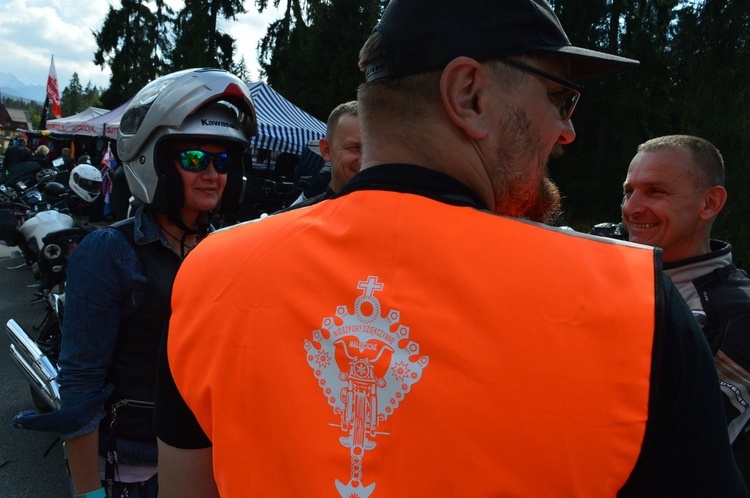 VI Motocyklowe nieszpory dziękczynne w Małem Cichem 