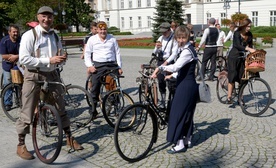 Jednymi z bohaterów imprezy były wyprodukowane 80 lat temu rowery. One, czego dowiedli radomscy cykliści, nadal są sprawne