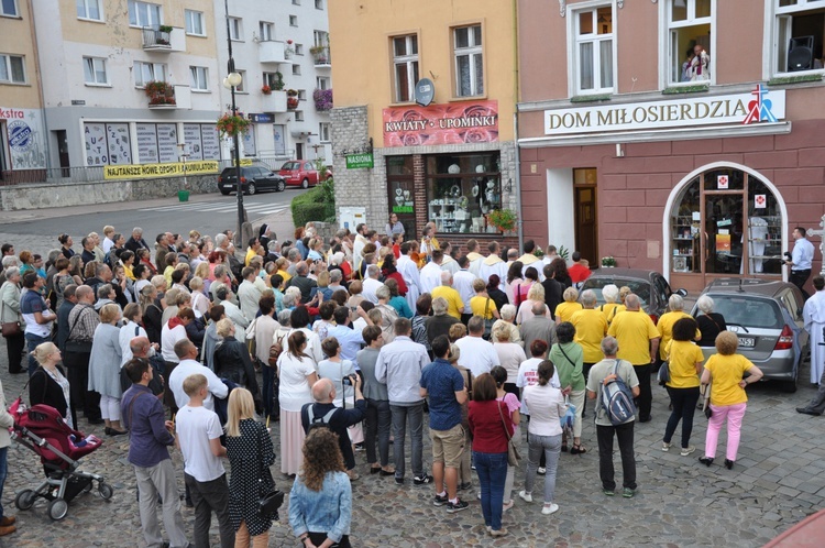 Jubileusz Odnowy w Duchu Świętym w Otmuchowie