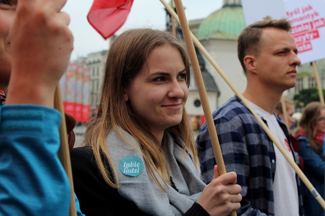 Studniówka "Szlachetnej Paczki" i "Akademii Przyszłości" w Krakowie