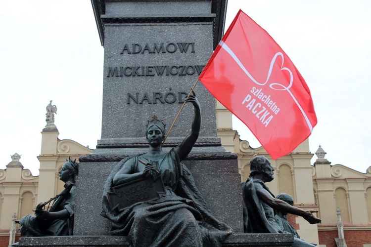 Studniówka "Szlachetnej Paczki" i "Akademii Przyszłości" w Krakowie